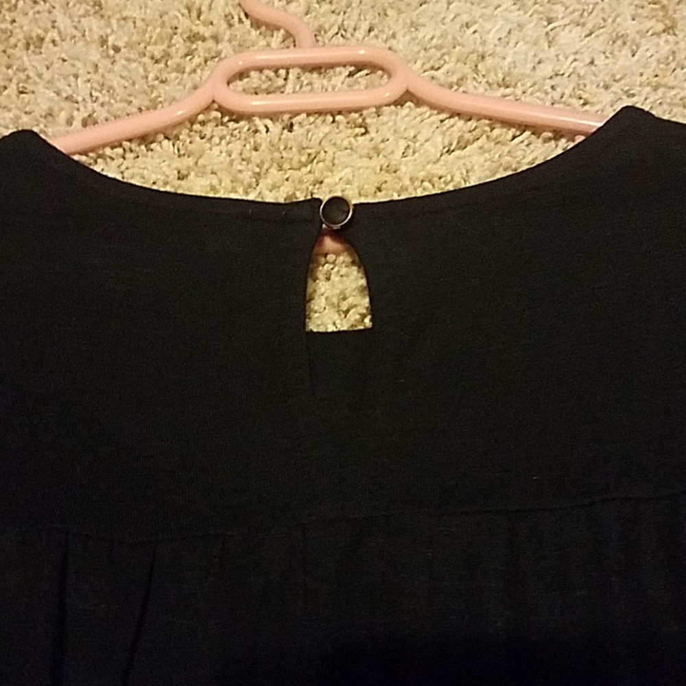 Embroidered Tank Top - Picture 4 of 5